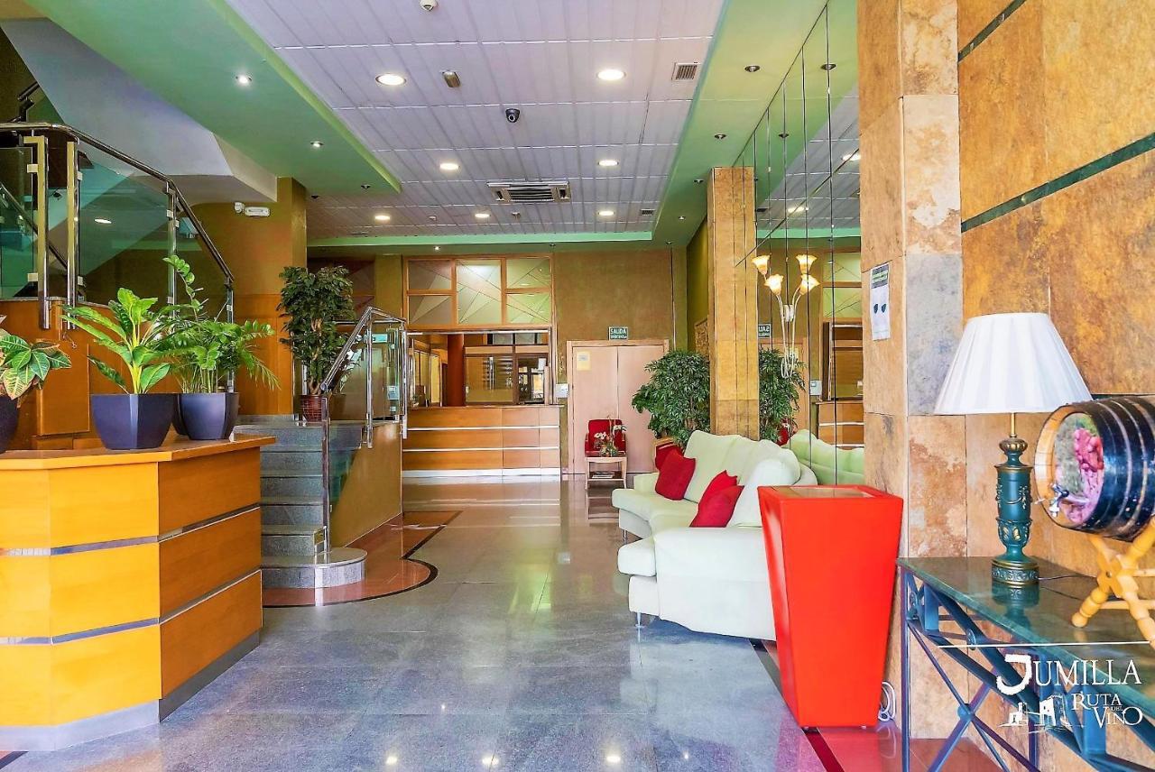 Hotel Pio XII Хумілья Екстер'єр фото