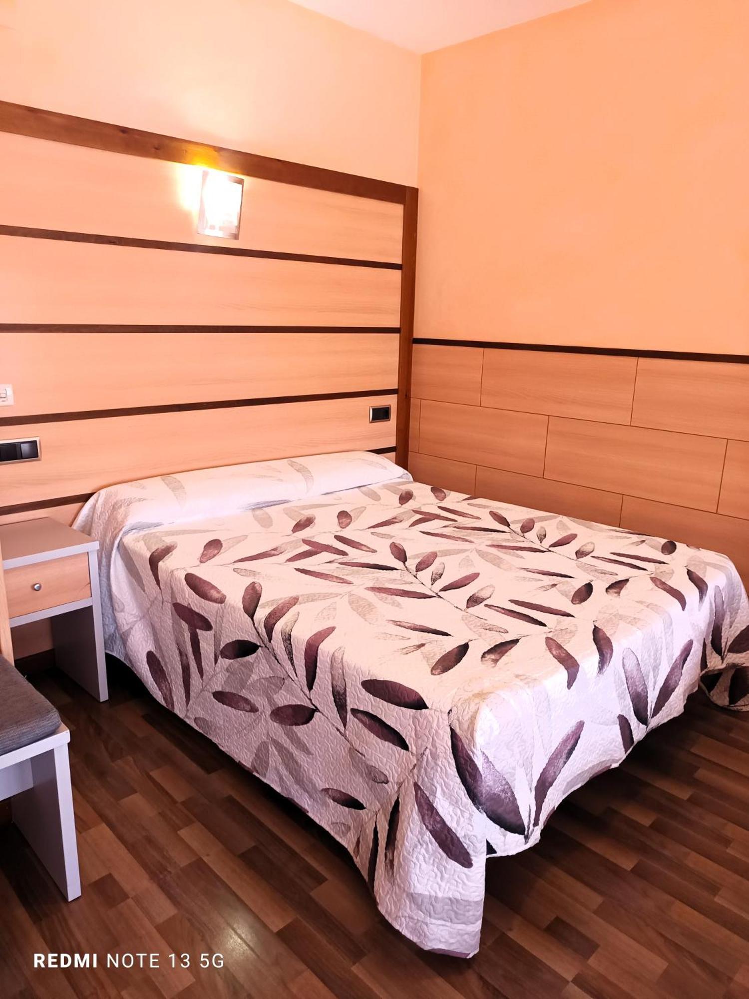 Hotel Pio XII Хумілья Екстер'єр фото