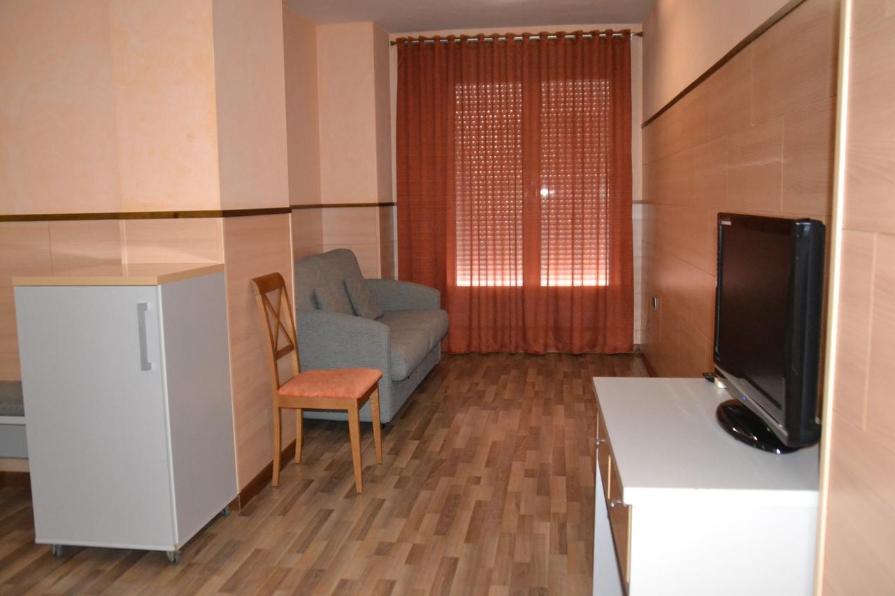 Hotel Pio XII Хумілья Екстер'єр фото